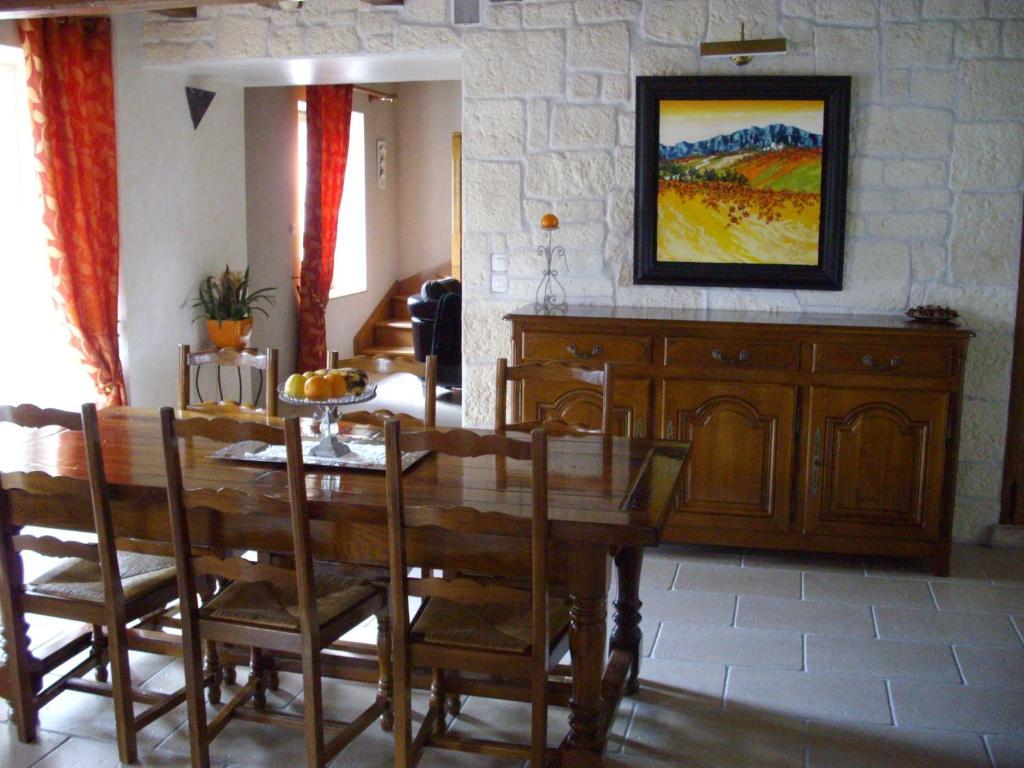 La Cyrillaure Bed & Breakfast Mosnes Exterior foto
