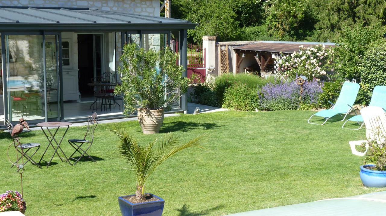 La Cyrillaure Bed & Breakfast Mosnes Exterior foto